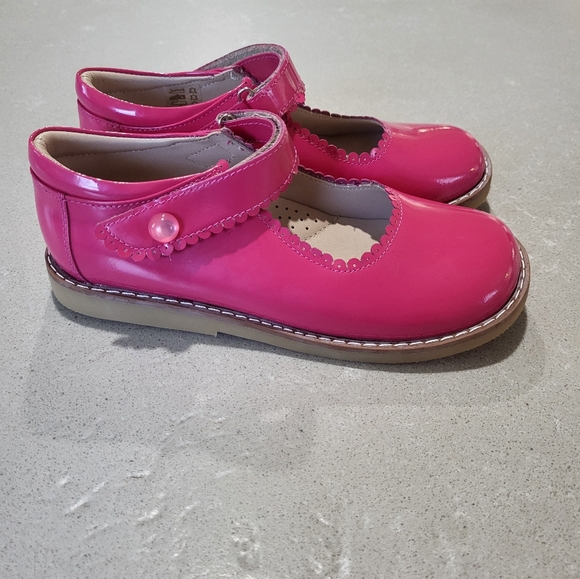 Elephantito Pink Patent Leather Mary Jane's - Picture 4 of 5